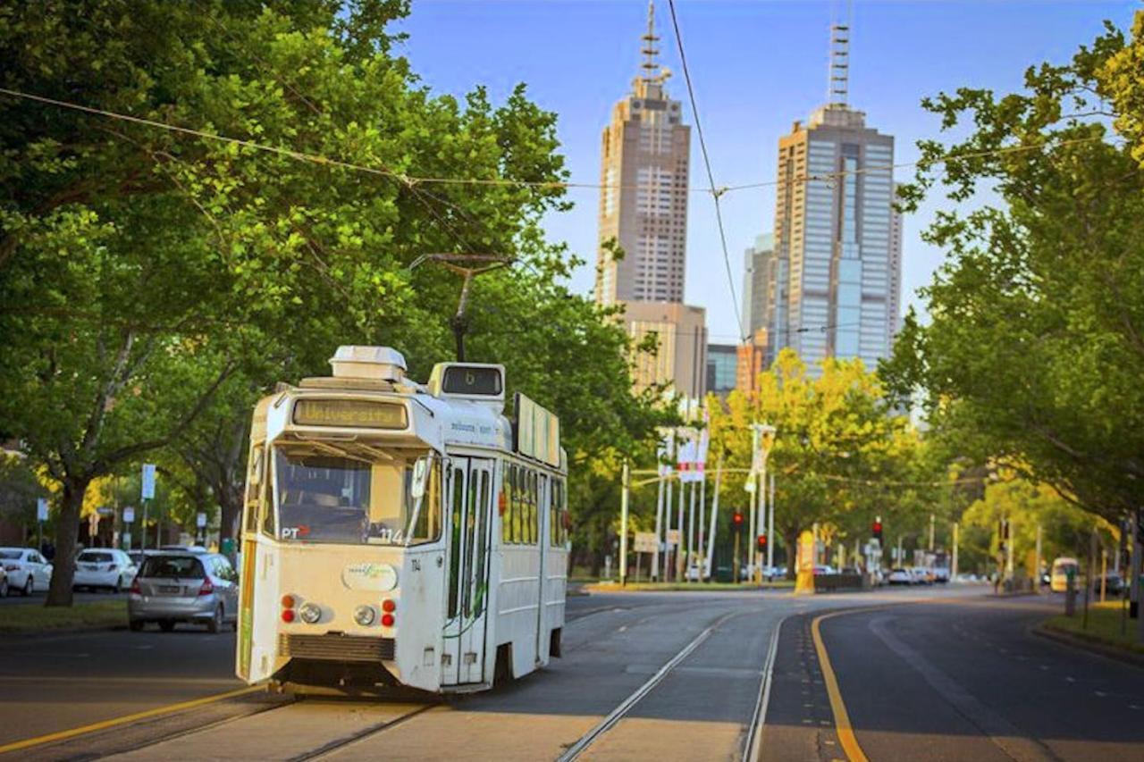 Deluxe And Brand New Lakeside Apartment Melbourne Bagian luar foto